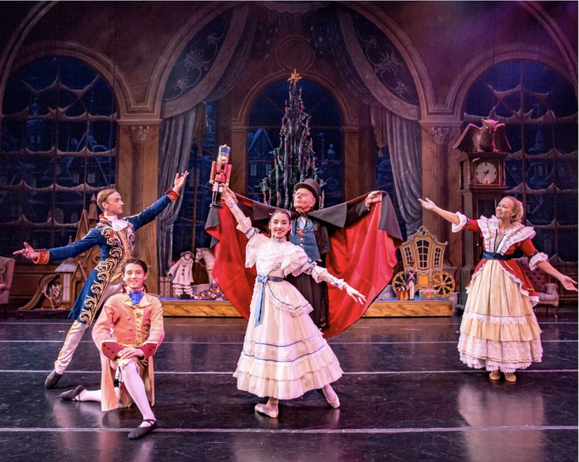 LA Phil's Deck the Hall & More Lead BroadwayWorld's West Coast Holiday Top Picks  Image